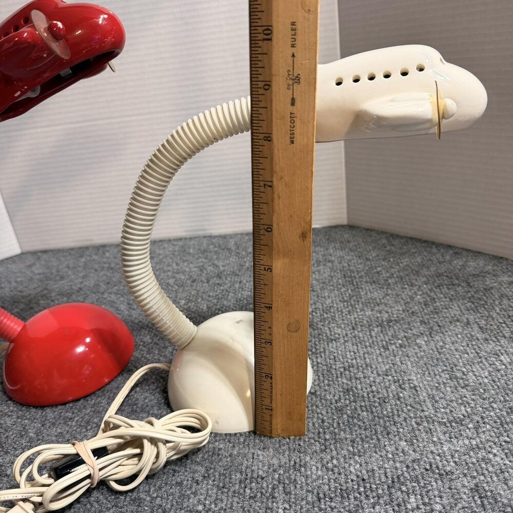 Vintage Airplane Desk Lamp Set Of 2 Red White Gooseneck Plug In Kids Room Taiwan - Picture 15 of 16